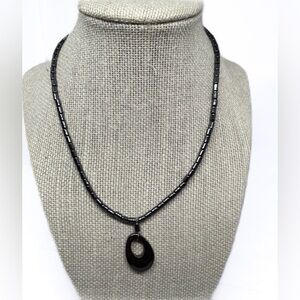 Teardrop Metal Pendant‎ Beaded Necklace